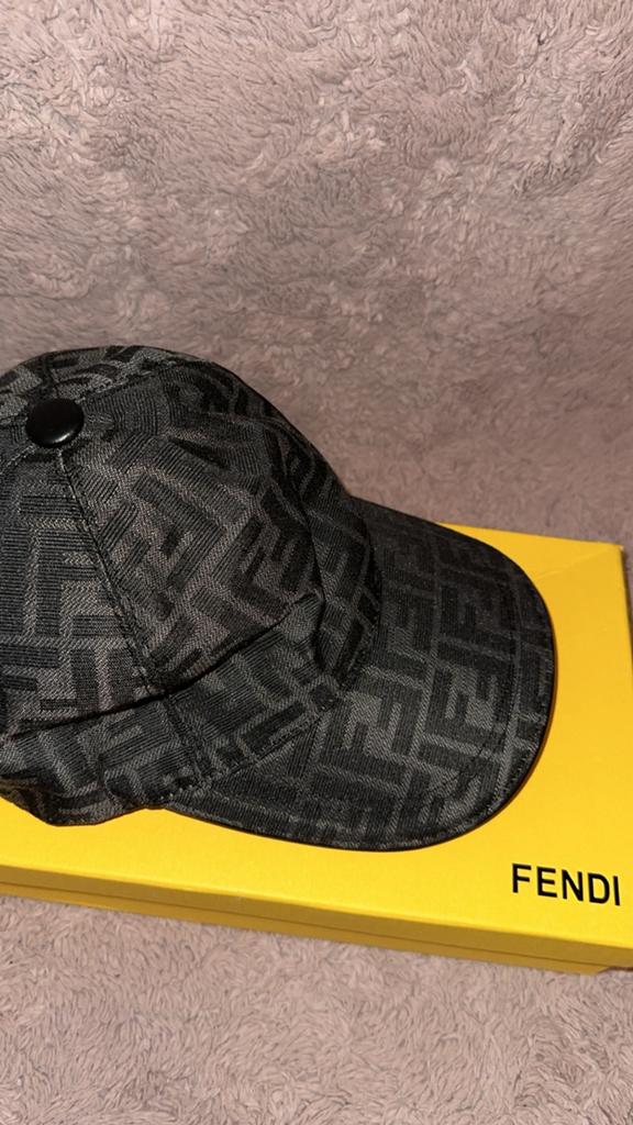 Fendi pet Zwart monogram, Ophalen of Verzenden, Zo goed als nieuw, Zwart