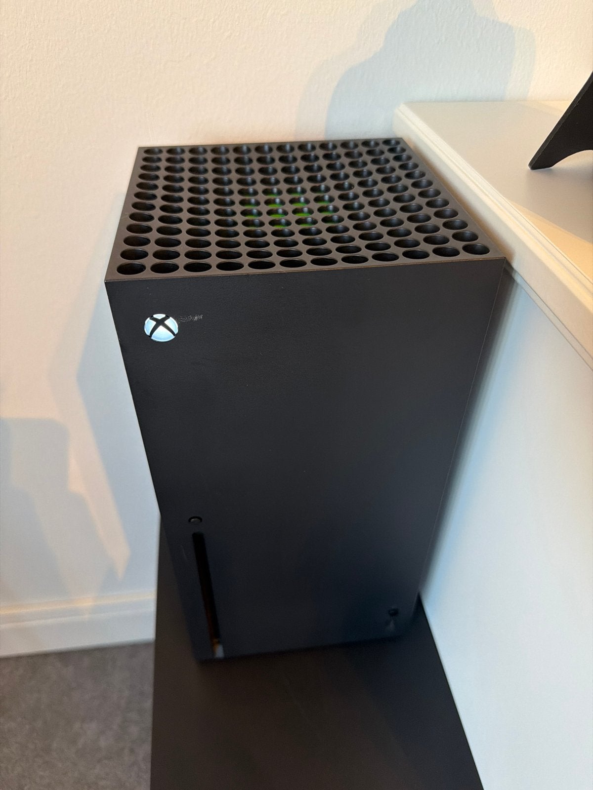 Xbox Series X 1TB SSD met 2 controllers, Ophalen of Verzenden, Zo goed als nieuw, Xbox Series X