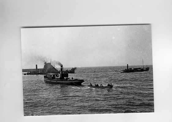 scheepvaart-foto-haven ?- sleepboot-baggermolen, Verzamelen, Ophalen of Verzenden, Zo goed als nieuw, Motorboot, Boek of Tijdschrift