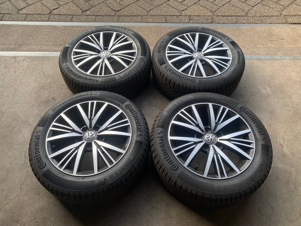 VW GOLF 5/6/7/8 CADDY LINAS SEAT VELGEN + BANDEN 205 55 R16, Gebruikt, 16 inch, ., Banden en Velgen