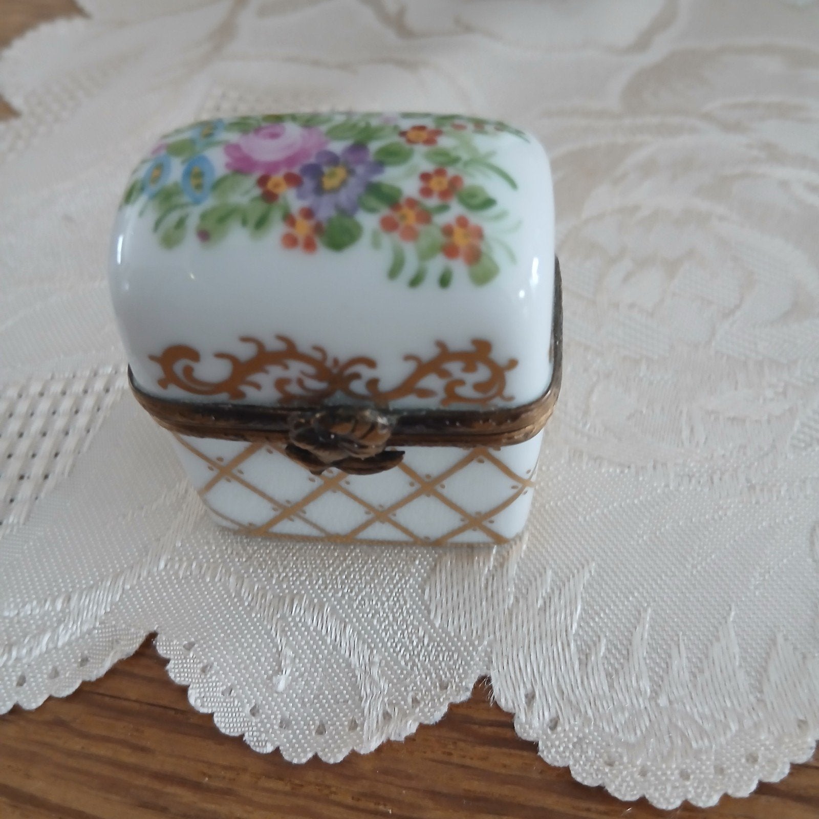 Limoges doosje met parfumflesjes, Ophalen of Verzenden