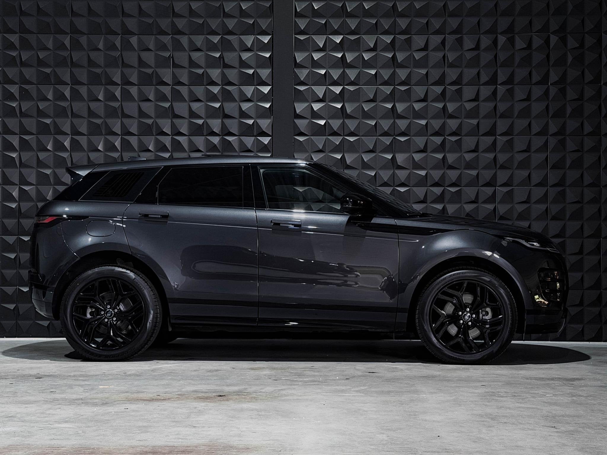 Land Rover Range Rover Evoque 1.5 P300e AWD R-Dynamic SE | P, Auto's, Land Rover, Automaat, Stof, 15 kWh, Automatische klimaatregeling