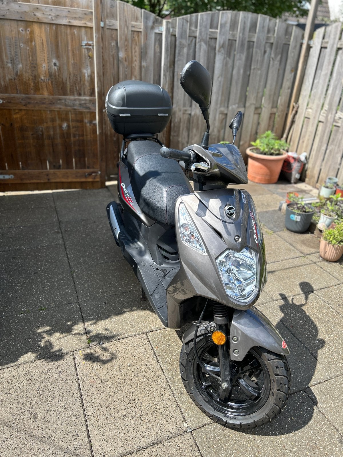 Sym orbit 2, Fietsen en Brommers, Scooters | SYM, Zo goed als nieuw, Orbit, Maximaal 45 km/u, Benzine, Ophalen of Verzenden