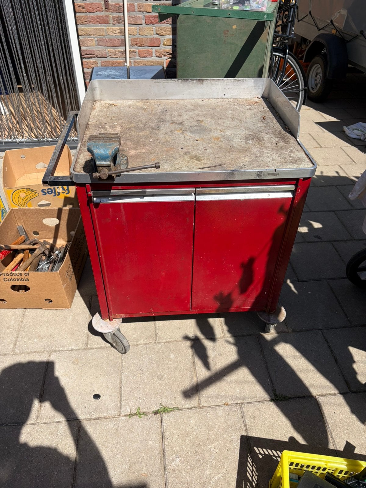 Gereedschapswagen met bankschroef, Ophalen, Gebruikt