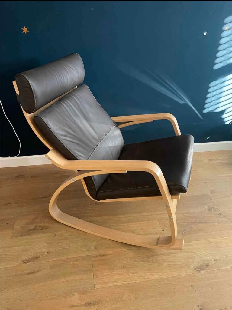 Rocking chair PÖANG IKEA. Leather. Like new, Huis en Inrichting, Stoelen, Ophalen, Zwart, Zo goed als nieuw, Eén