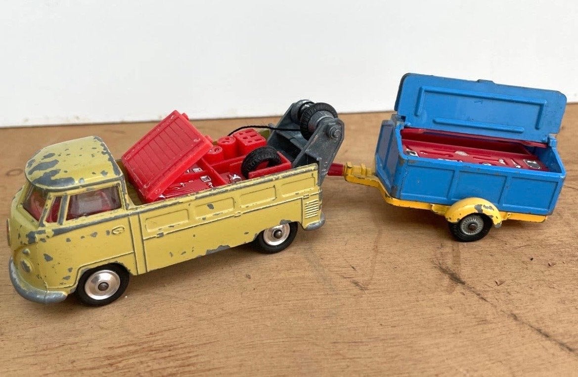Corgi Toys Volkswagen Pick-up met Pennyburn Trailer, Ophalen of Verzenden, Gebruikt, Auto, Corgi