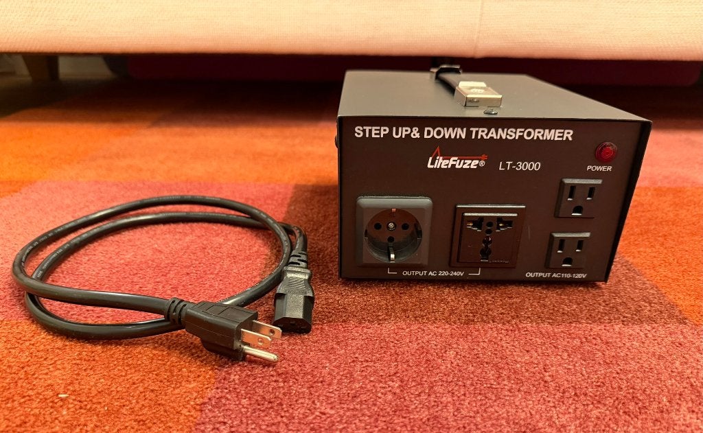 Transformator up/down 3000W| LiteFuze, Ophalen of Verzenden, Zo goed als nieuw