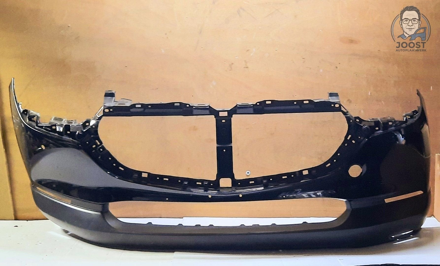 Voorbumper orgineel Mazda CX30 v.a '19 DFR5-50031, Gebruikt, -, Voor, -