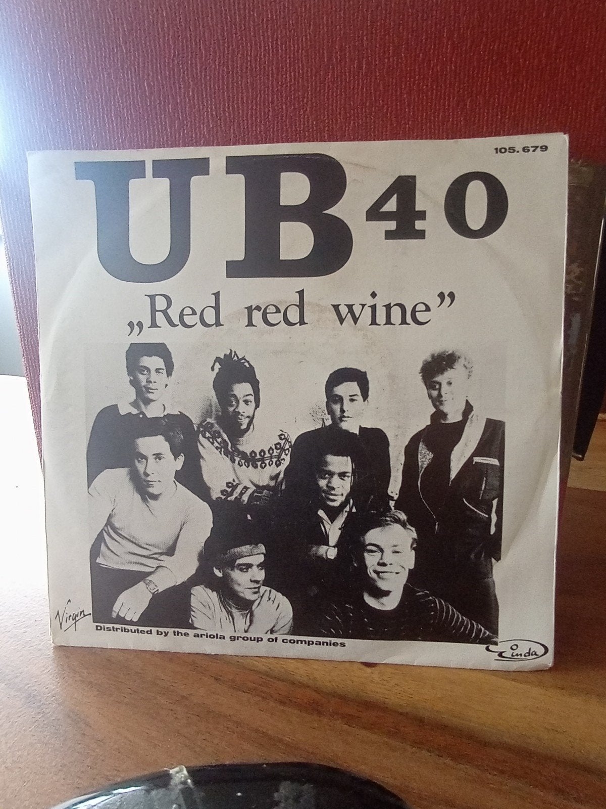 9x UB40 Singles - Red Red Wine & The Way You Do The Things Y, Ophalen of Verzenden