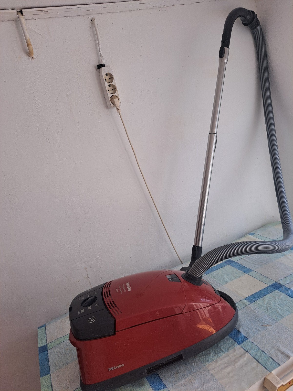 MIELE COMPLETE C1 Tango Red Edition EcoLine stofzuiger, Ophalen of Verzenden