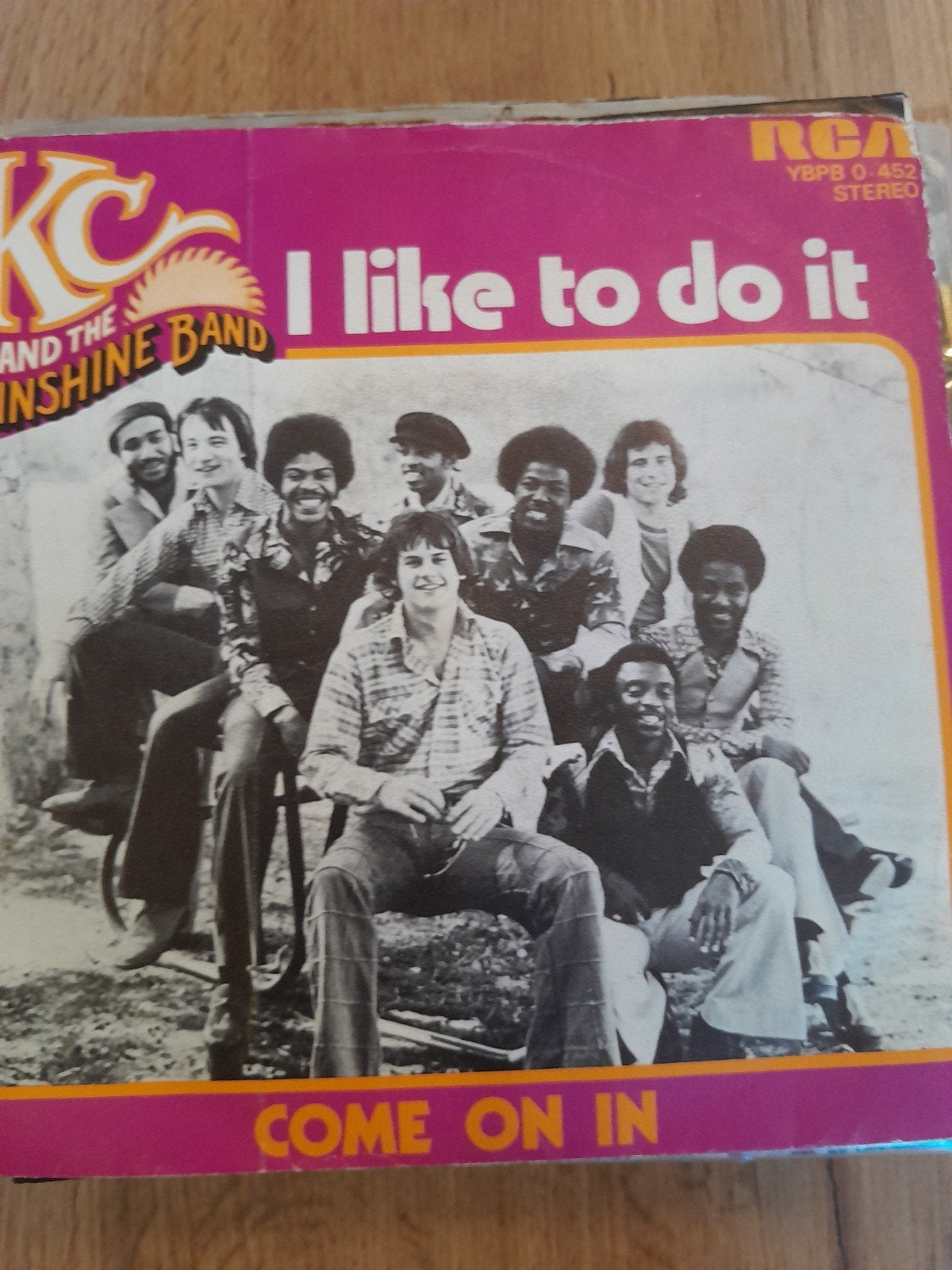 K.c.and the sunshine band 7inch l like to bo it, Ophalen of Verzenden, Zo goed als nieuw, Pop