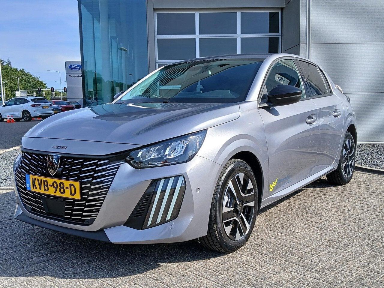 Peugeot 208 1.2 Hybrid 110 e-DCS6 Allure | Vision & Navigati, Automaat, Gebruikt, 1199 cc, Bedrijf