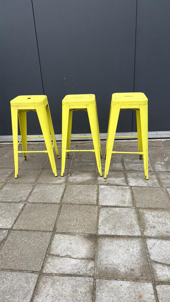 Te koop ijzeren barkukken, Huis en Inrichting, Barkrukken, Ophalen, Gebruikt, 60 tot 90 cm, Metaal