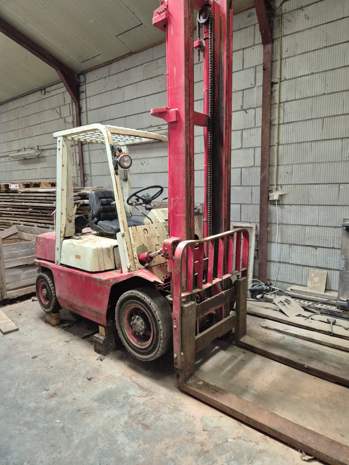 nissan diesel heftruck, Ophalen