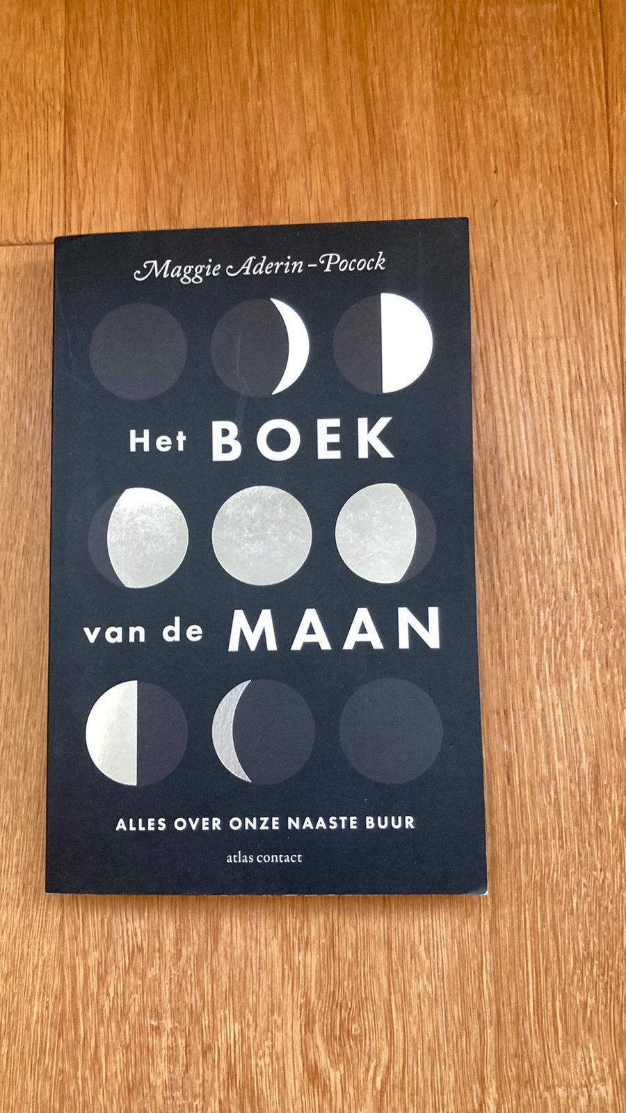 Maggie Aderin-Pocock - Het boek van de maan en de toekomst, Ophalen of Verzenden, Zo goed als nieuw, Maggie Aderin-Pocock