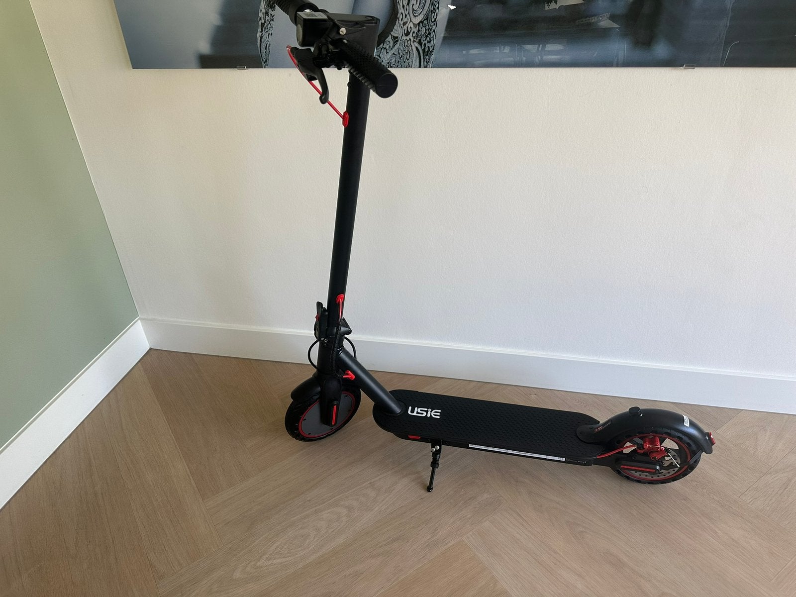 USIE Elektrische Step –350W–31KM/H-App&GPS – Nieuw in doos, Fietsen en Brommers, Steps, Ophalen of Verzenden, Nieuw, Elektrische step (E-scooter)