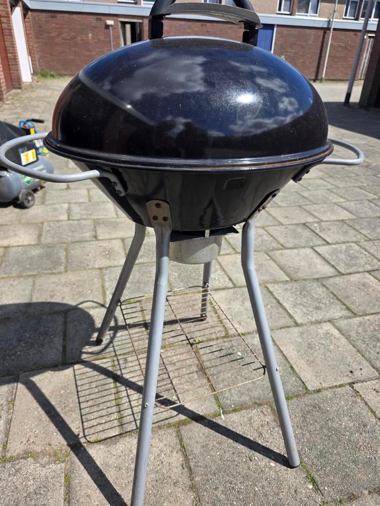 BBQ met beschermhoes, Tuin en Terras, Houtskoolbarbecues, Ophalen, Gebruikt