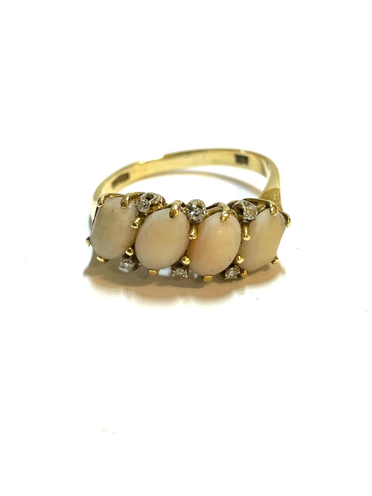 14k gouden ring met koraal en diamant, Sieraden, Tassen en Uiterlijk, Ringen, Zo goed als nieuw, Dame, 19 tot 20, Goud, Goud, Met edelsteen