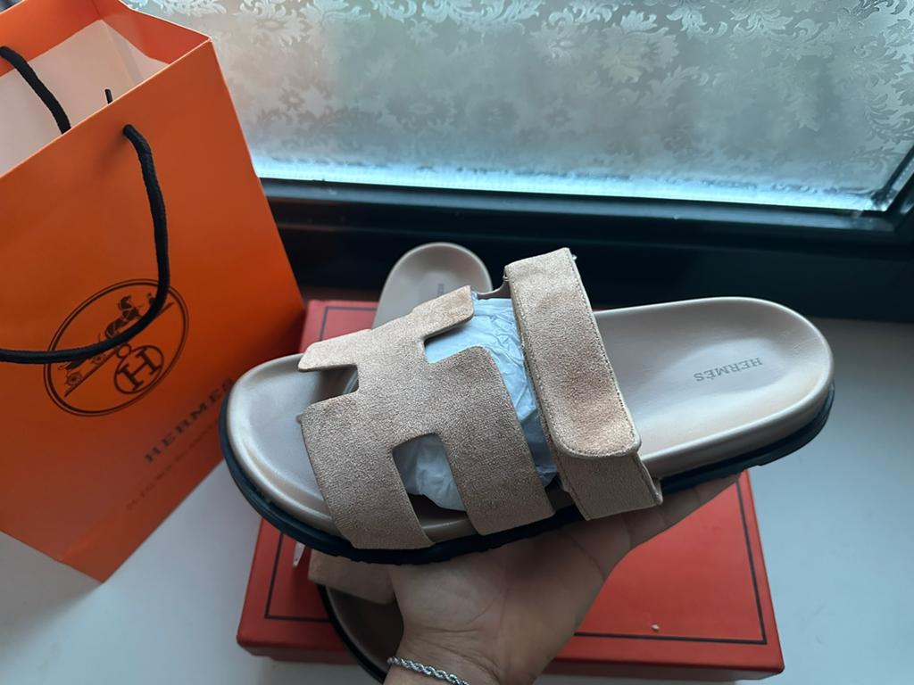 Hermès Chypre Beige Slippers Nieuw | 36 - 42 ELKE KLEUR, Kleding | Dames, Schoenen, Ophalen of Verzenden, Nieuw, Slippers