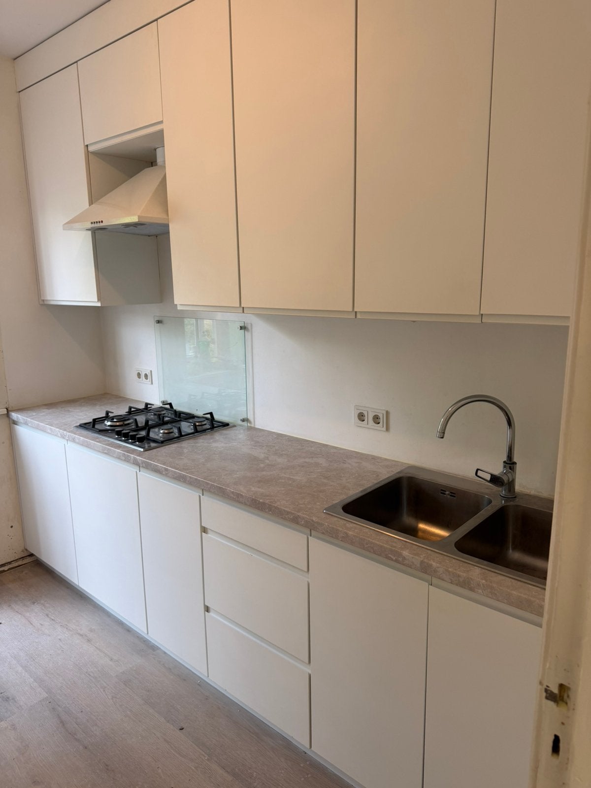 Rechte keuken MB gedemonteerd, Huis en Inrichting, Keuken | Complete keukens, Ophalen, Zo goed als nieuw, Wit, Hoekkeuken