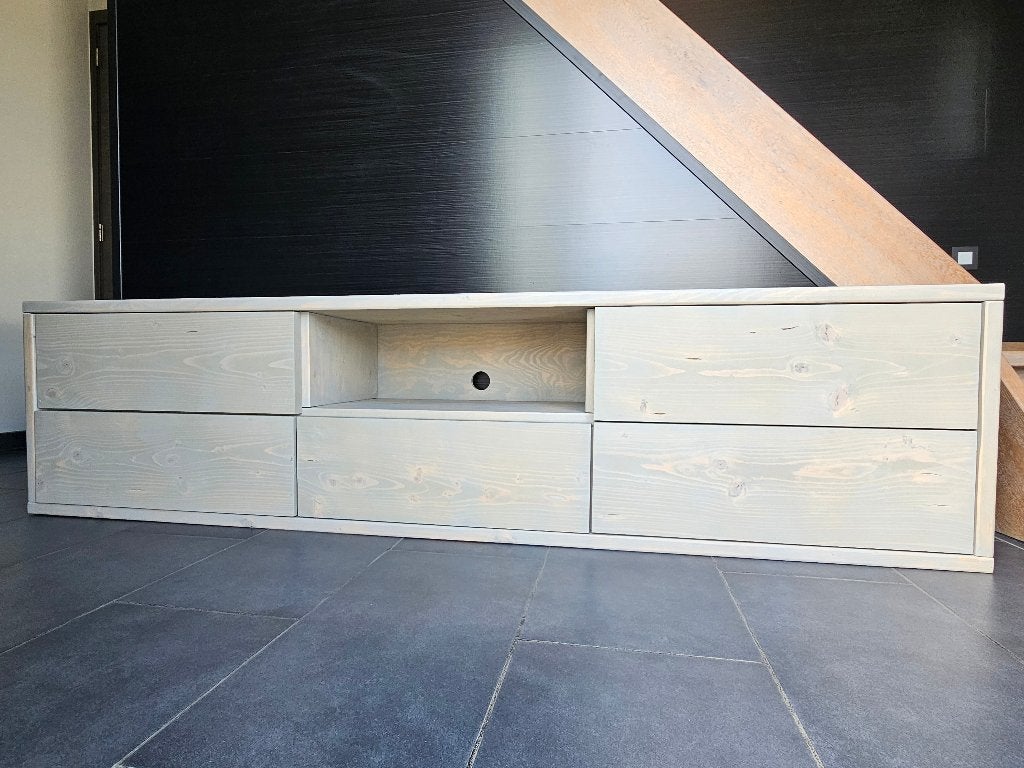 Handgemaakt grenen TV meubel, Huis en Inrichting, Kasten | Televisiemeubels, Ophalen, 150 tot 200 cm, Zo goed als nieuw, Minder dan 100 cm
