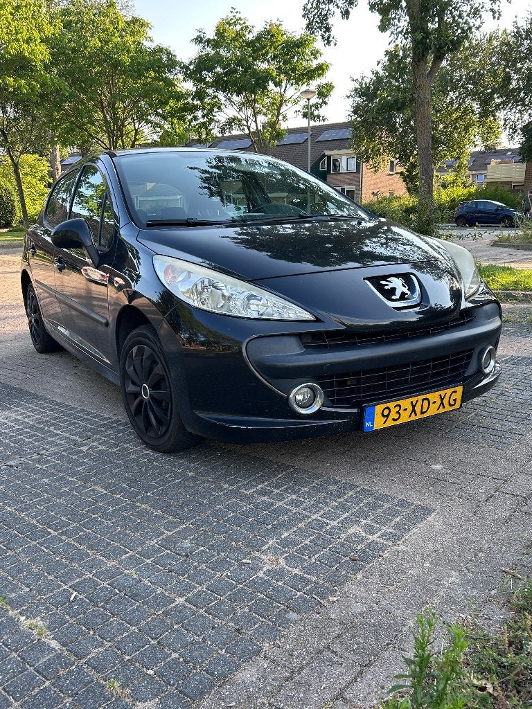 Peugeot 207 1.4 16V 5DRS 2007 Zwart, Voorwielaandrijving, 1360 cc, Zwart, 4 cilinders