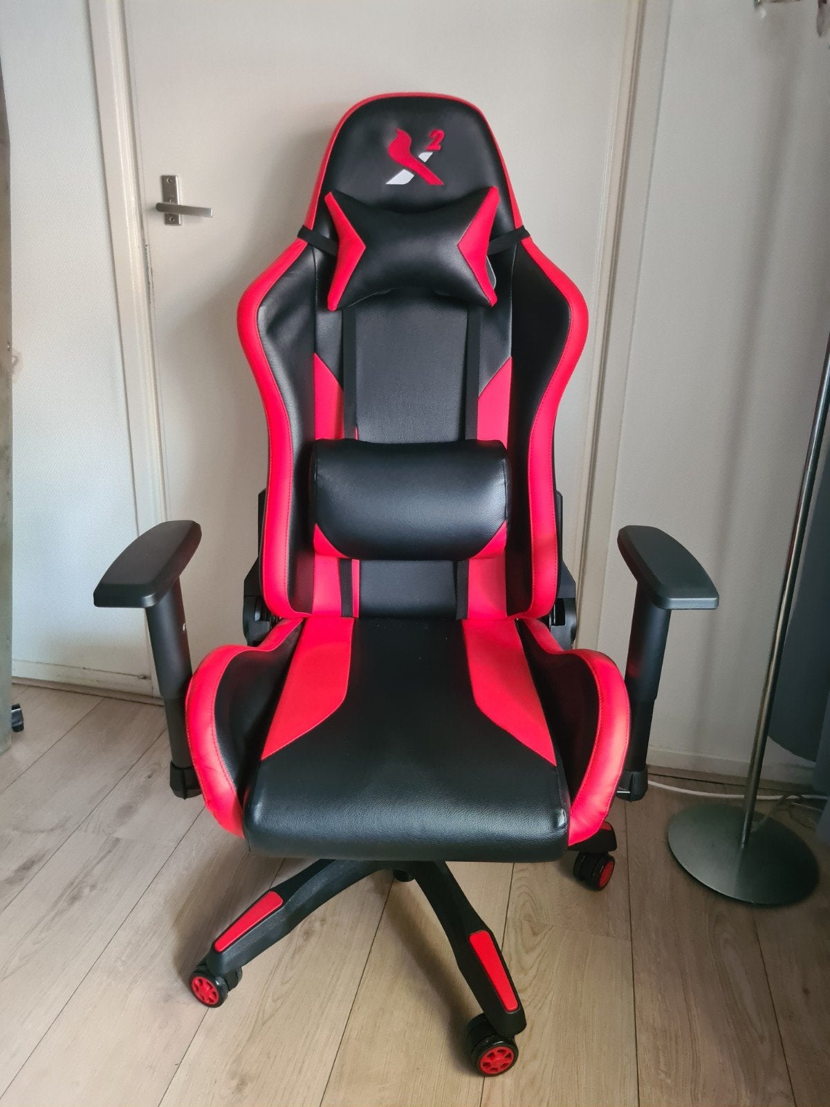 Gamestoel. Zo goed als nieuw!!, Huis en Inrichting, Bureaustoelen, Ophalen, Gaming bureaustoel, Zo goed als nieuw, Zwart