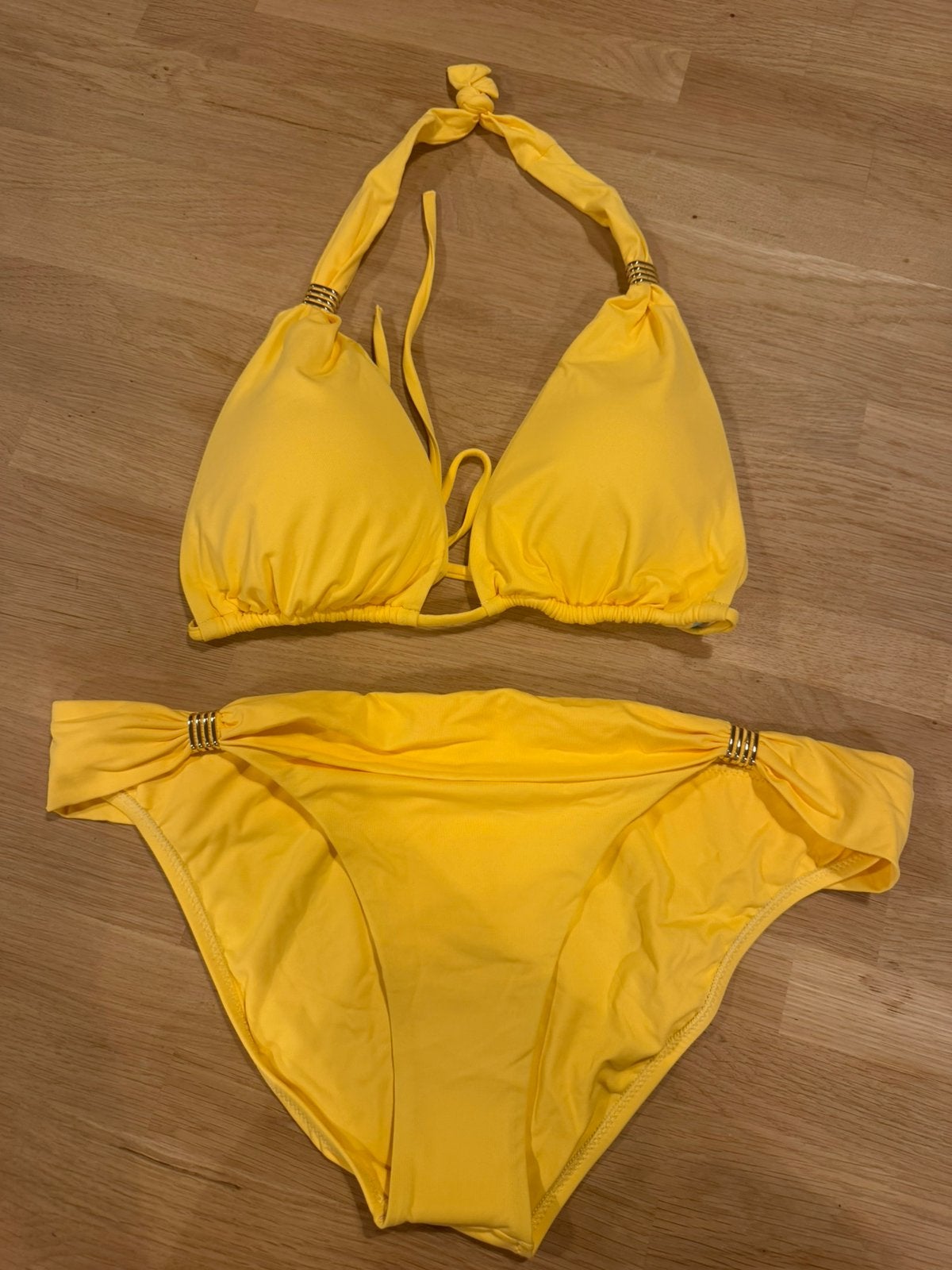 Melissa Odabash bikini 42 NIEUW!! Nieuwprijs €325, Ophalen of Verzenden, Nieuw, Geel, Bikini