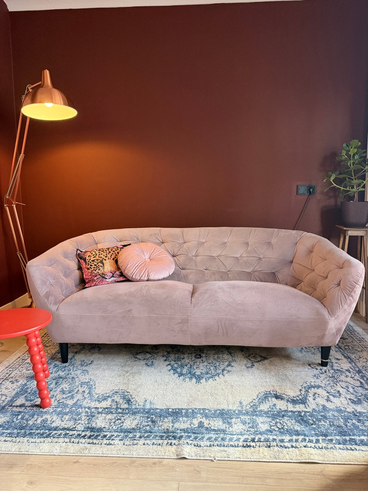 Roze fluwelen tweepersoonsbank, Ophalen, 150 tot 200 cm, Tweepersoons, 75 tot 100 cm