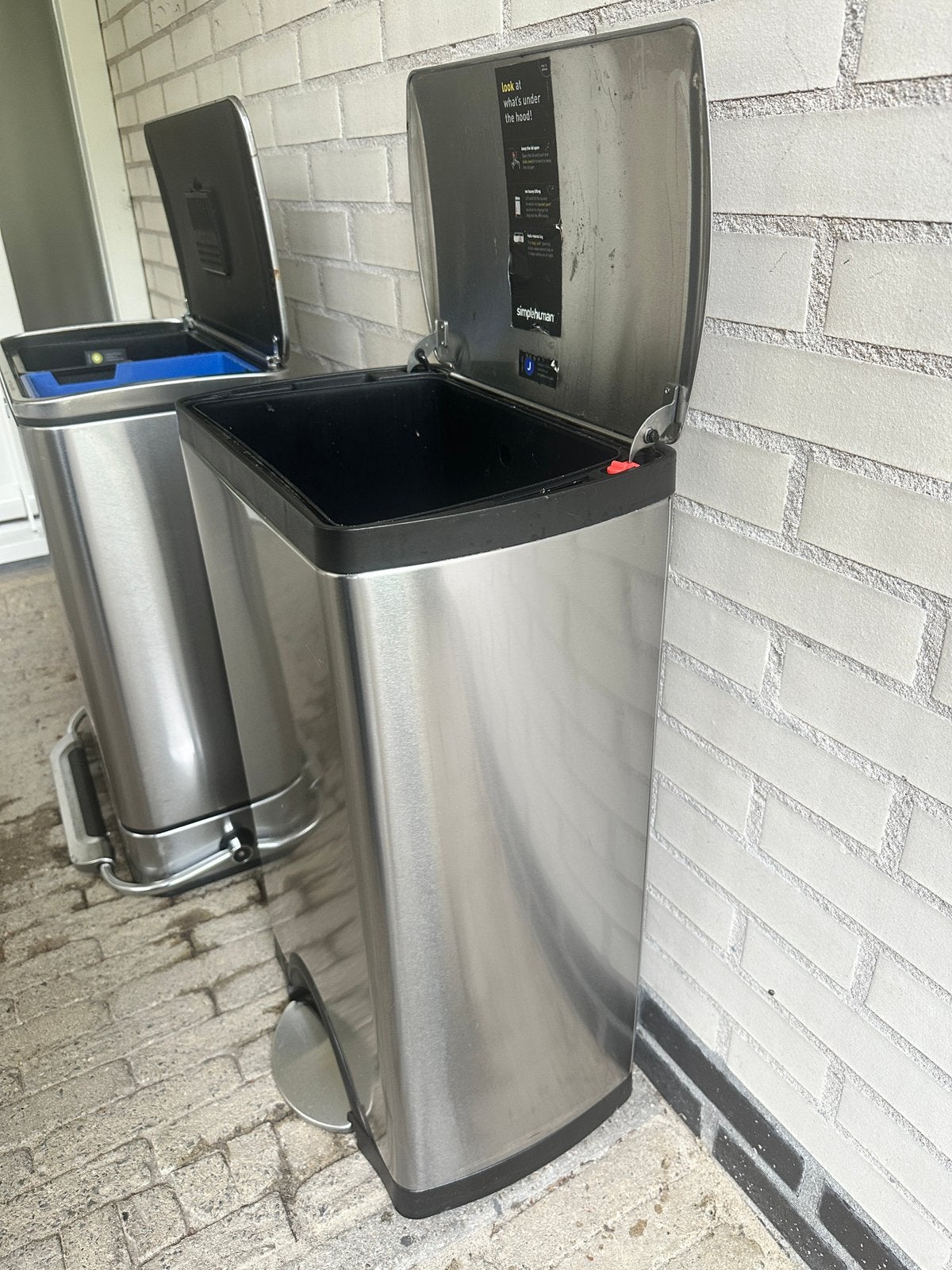 Simplehuman pedaalemmer RVS 38 liter, Ophalen, Gebruikt, Met pedaal, 50 tot 75 cm