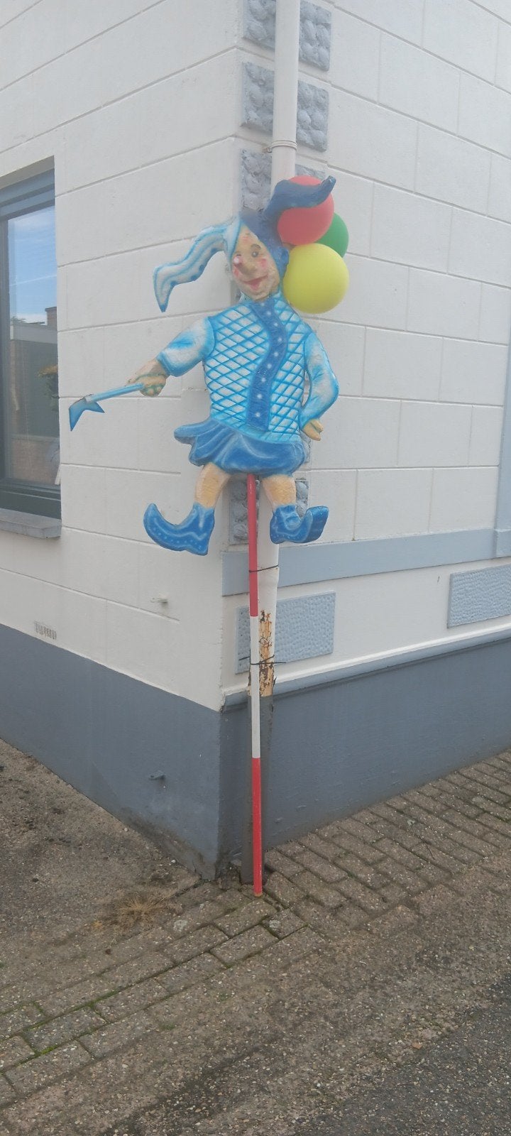 2 Jokers - Carnavalsdecoratie, Hobby en Vrije tijd, Ophalen, Gebruikt, Versiering, Carnaval
