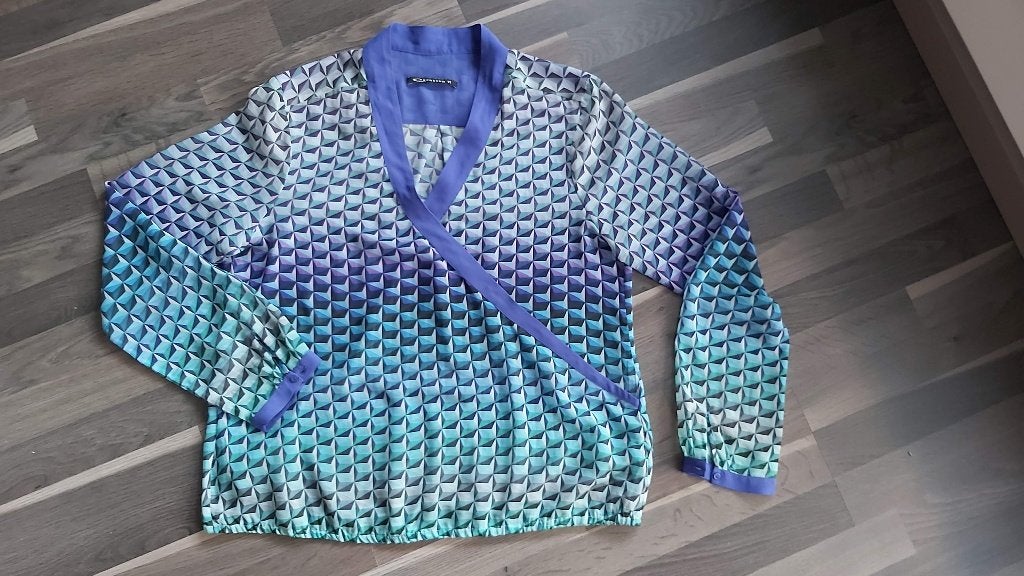 Expresso blouse met geometrische print, maat 42, Kleding | Dames, Maat 42/44 (L), Ophalen of Verzenden, Zo goed als nieuw, Meerkleurig