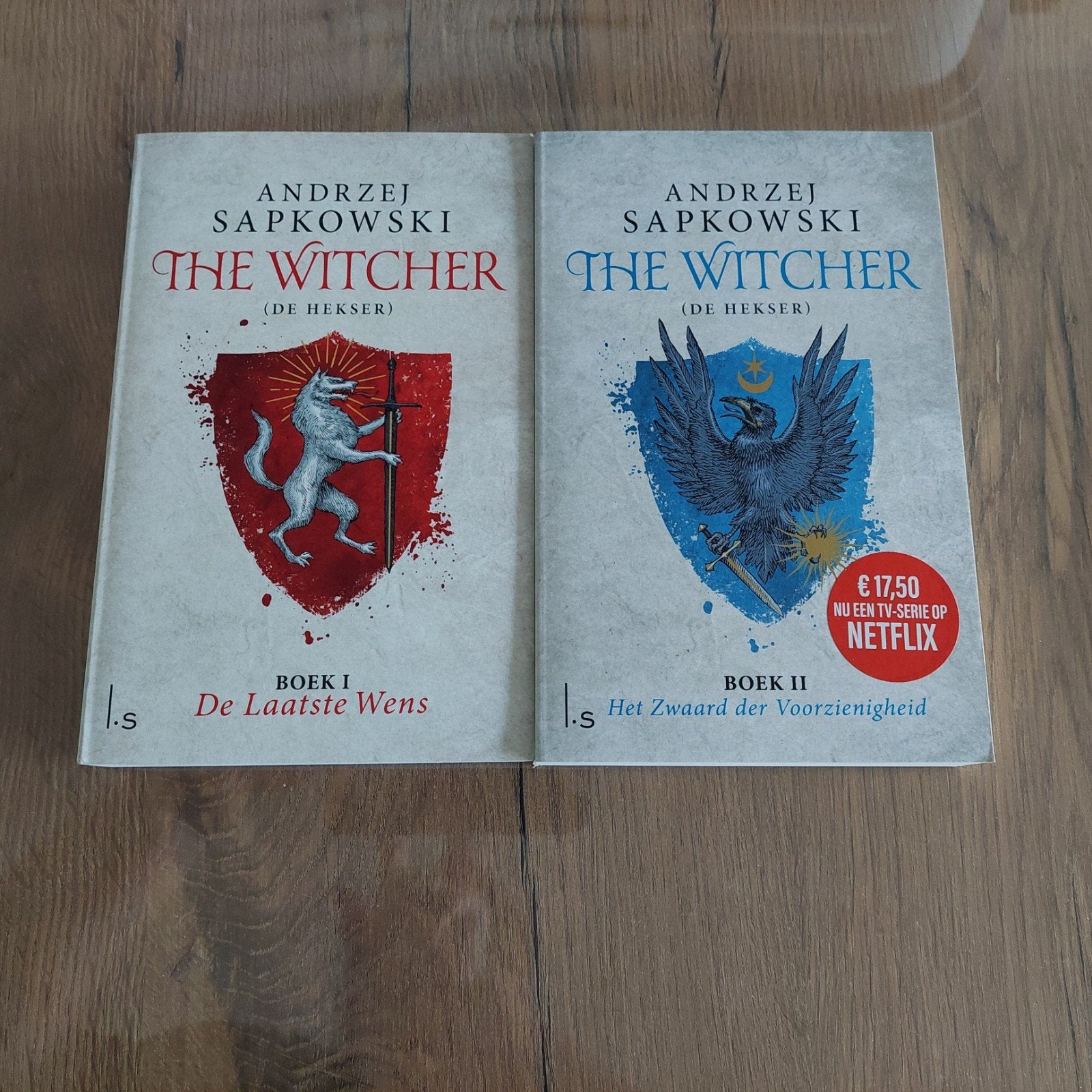 The Witcher (serie deel 1 en 2), Boeken, Ophalen of Verzenden, Zo goed als nieuw