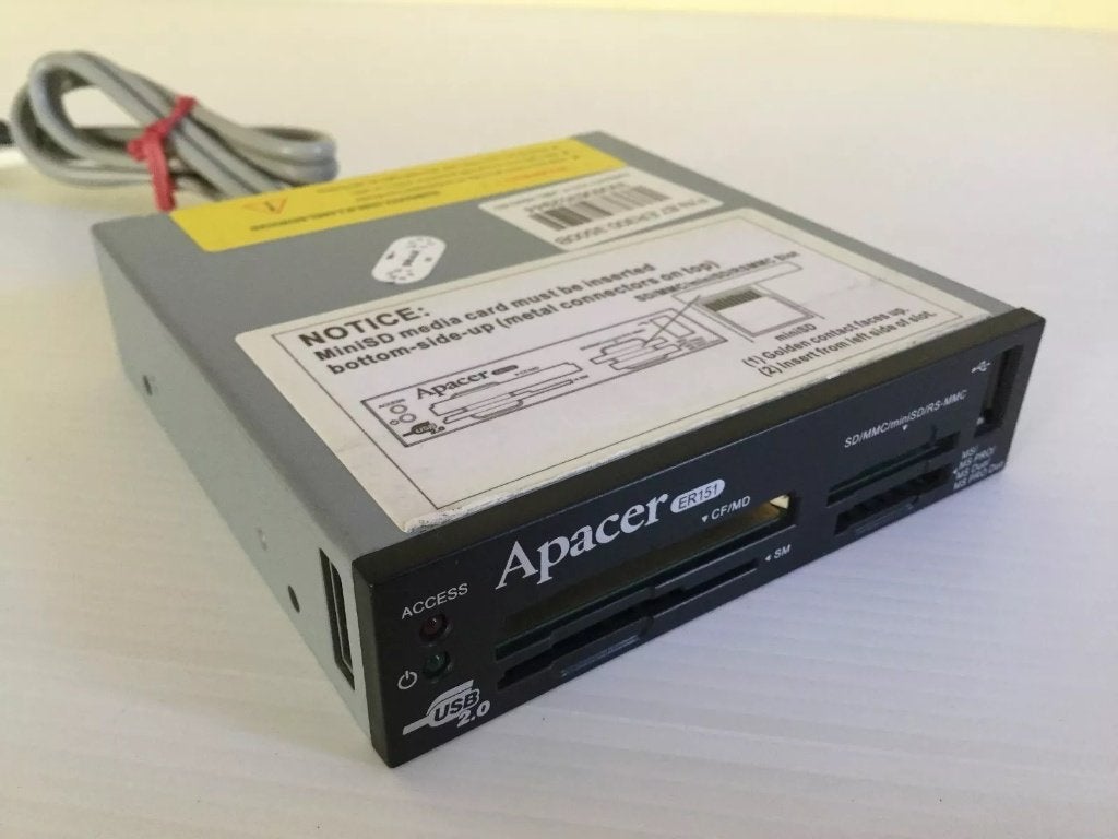Apacer ER151 (Card Reader) 87.ER300.350, Computers en Software, Ophalen of Verzenden, Gebruikt, Intern, Windows