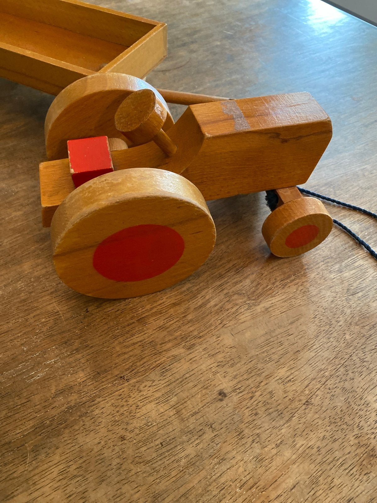 Vintage Houten Tractor met Aanhanger, Ophalen of Verzenden, Gebruikt, Duw- of Trekspeelgoed