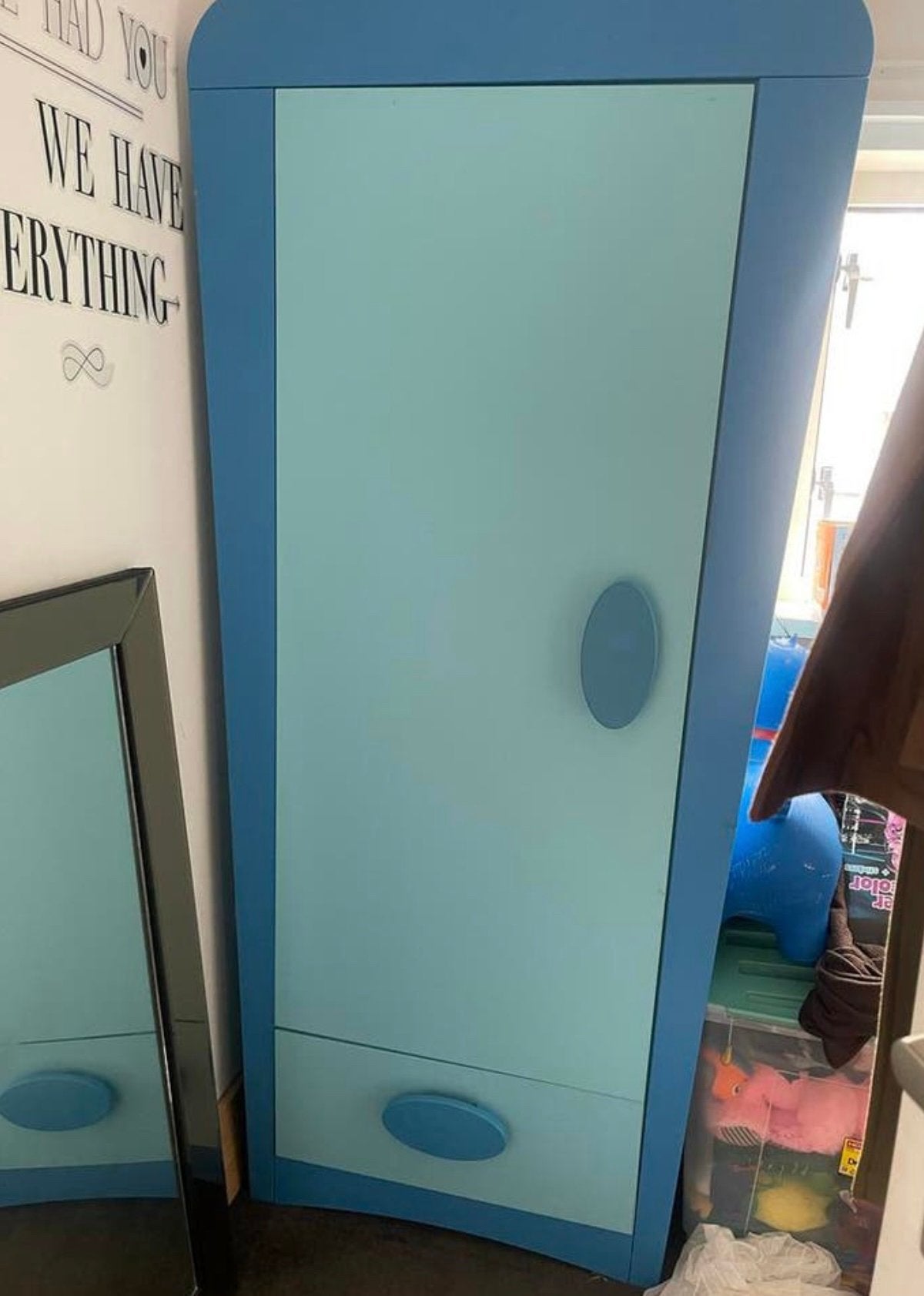 Gratis Blauwe kinderkast, Gebruikt, Kast, 105 cm of meer, Ophalen of Verzenden