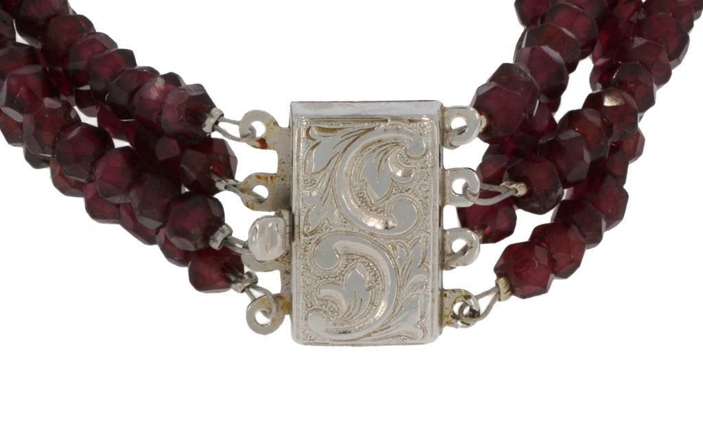 Fraaie granaat armband zilveren slot vintage dames, Sieraden, Tassen en Uiterlijk, Voordeelsieraden, Ophalen of Verzenden, Zo goed als nieuw