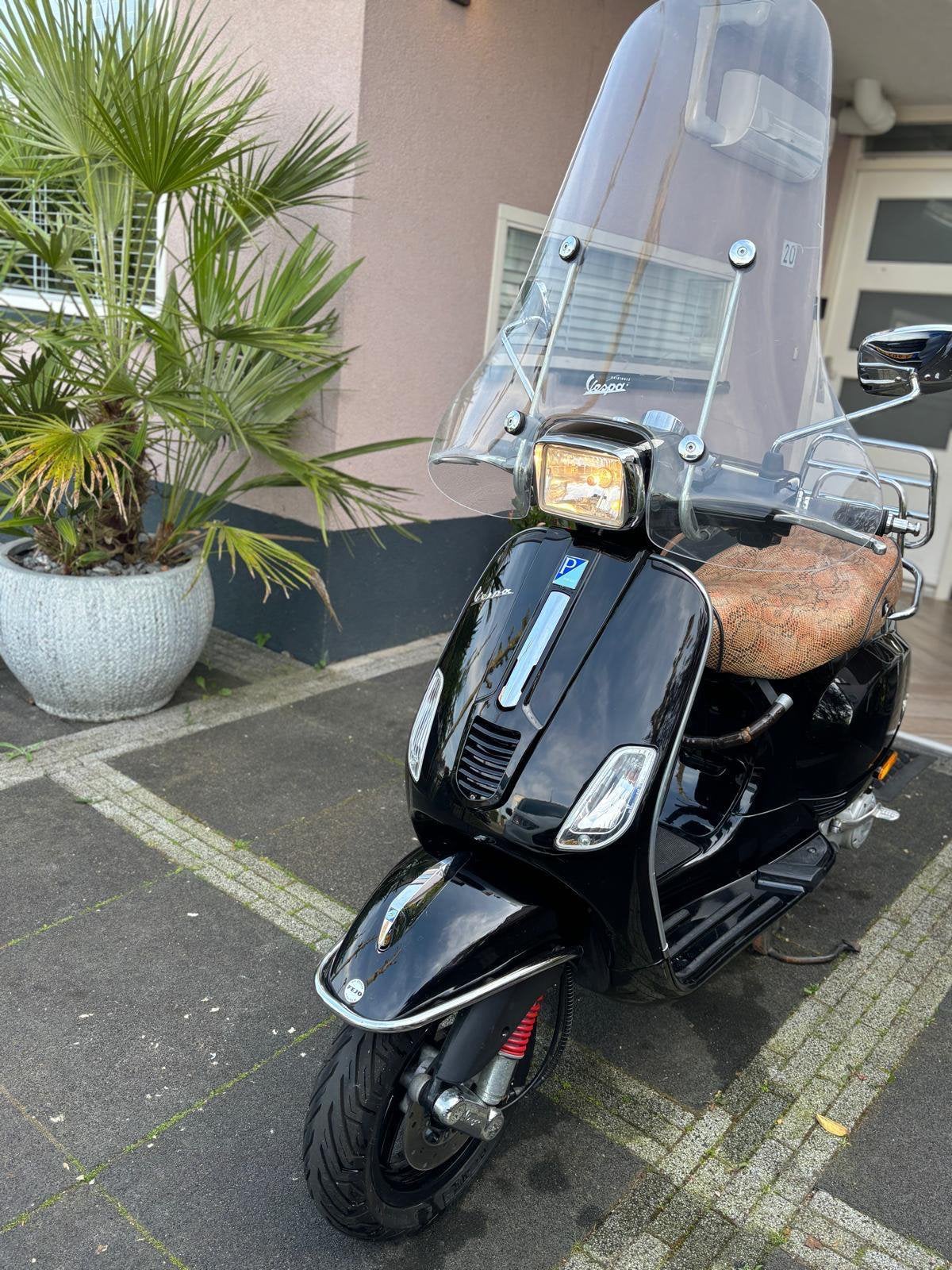 Vespa S50 4T full options Blauwe kenteken!!!, Ophalen of Verzenden, Zo goed als nieuw, Benzine, Vespa S