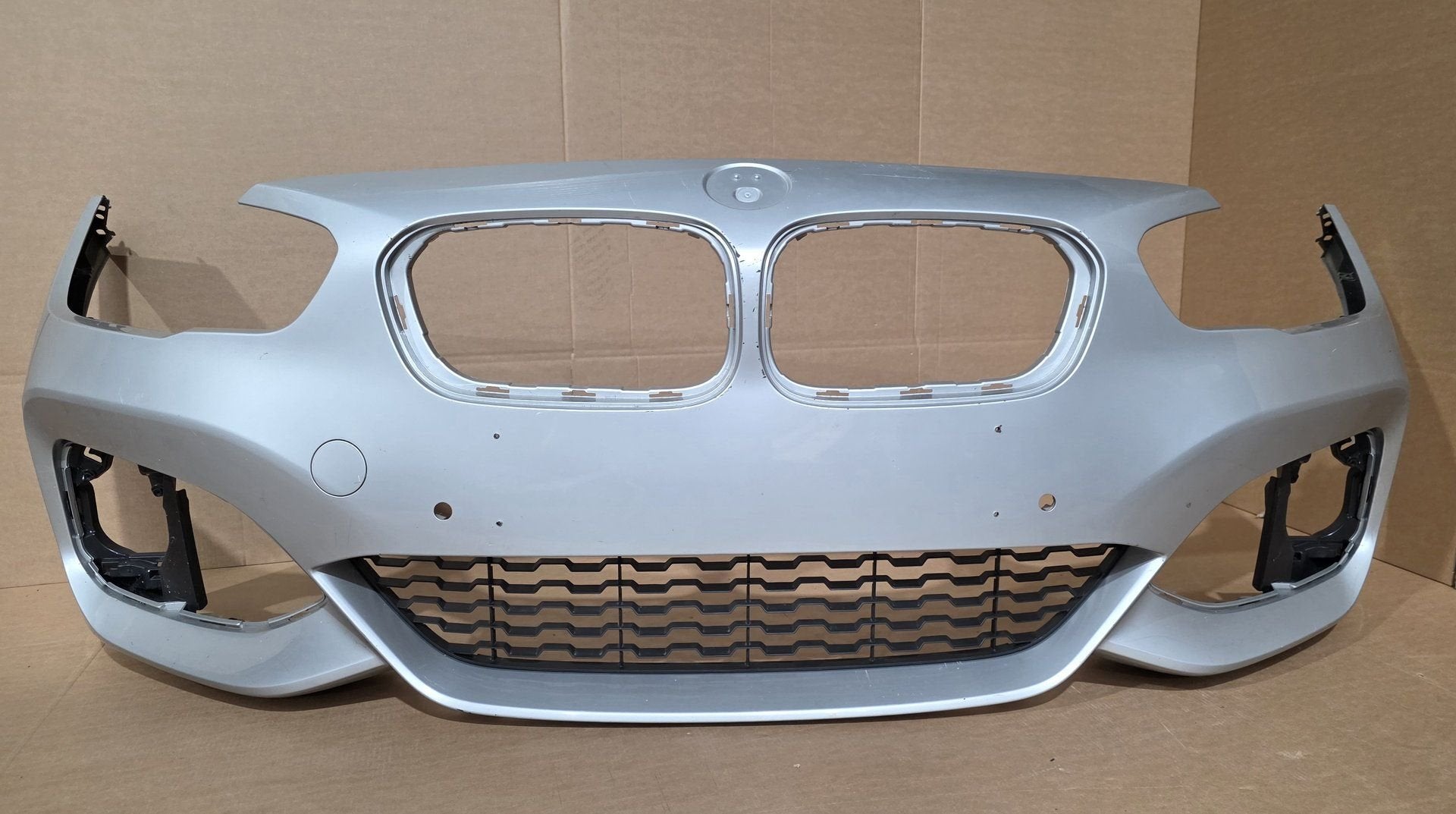 Voorbumper BMW 1 Serie F20 F21 LCI M Pakket 51118060283 PDC, Gebruikt, -, Voor, Ophalen of Verzenden