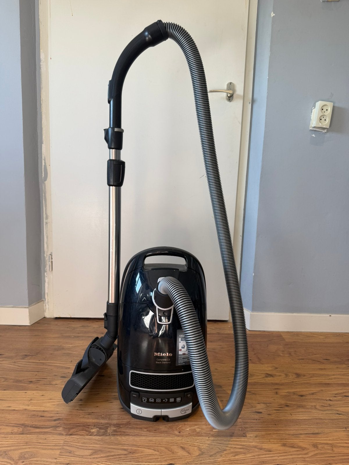 Miele C3 complete 2023 model als nieuw., Witgoed en Apparatuur, Stofzuigers, Stofzak, Refurbished, Ophalen of Verzenden, Miele
