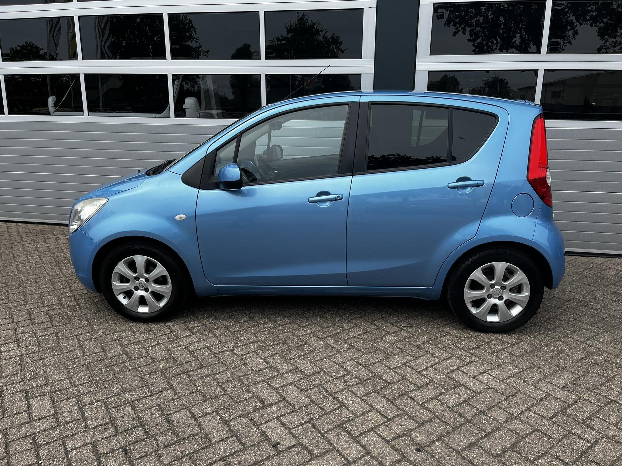 Opel Agila 1.2 Enjoy AIRCO, Auto's, Voorwielaandrijving, 4 cilinders, Blauw, Origineel Nederlands