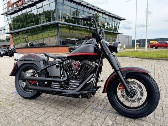 Harley-Davidson FLSTC SOFTAIL SPECIAL FAT (bj 2010), Motoren, Motoren | Harley-Davidson, Dopplerlaan 26
9207 HC  Drachten, NL