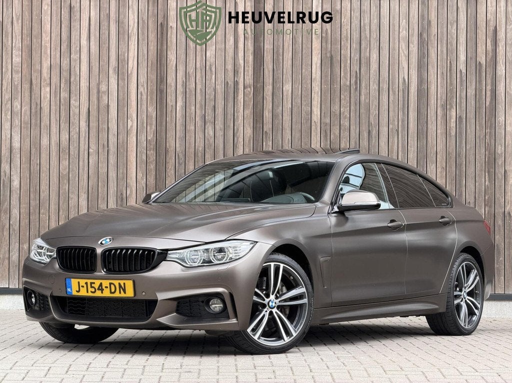 BMW 4-serie Gran Coupé 440i xDrive High Executive M-POWER K, Auto's, BMW, Bruin, Bedrijf, Vierwielaandrijving, 2998 cc