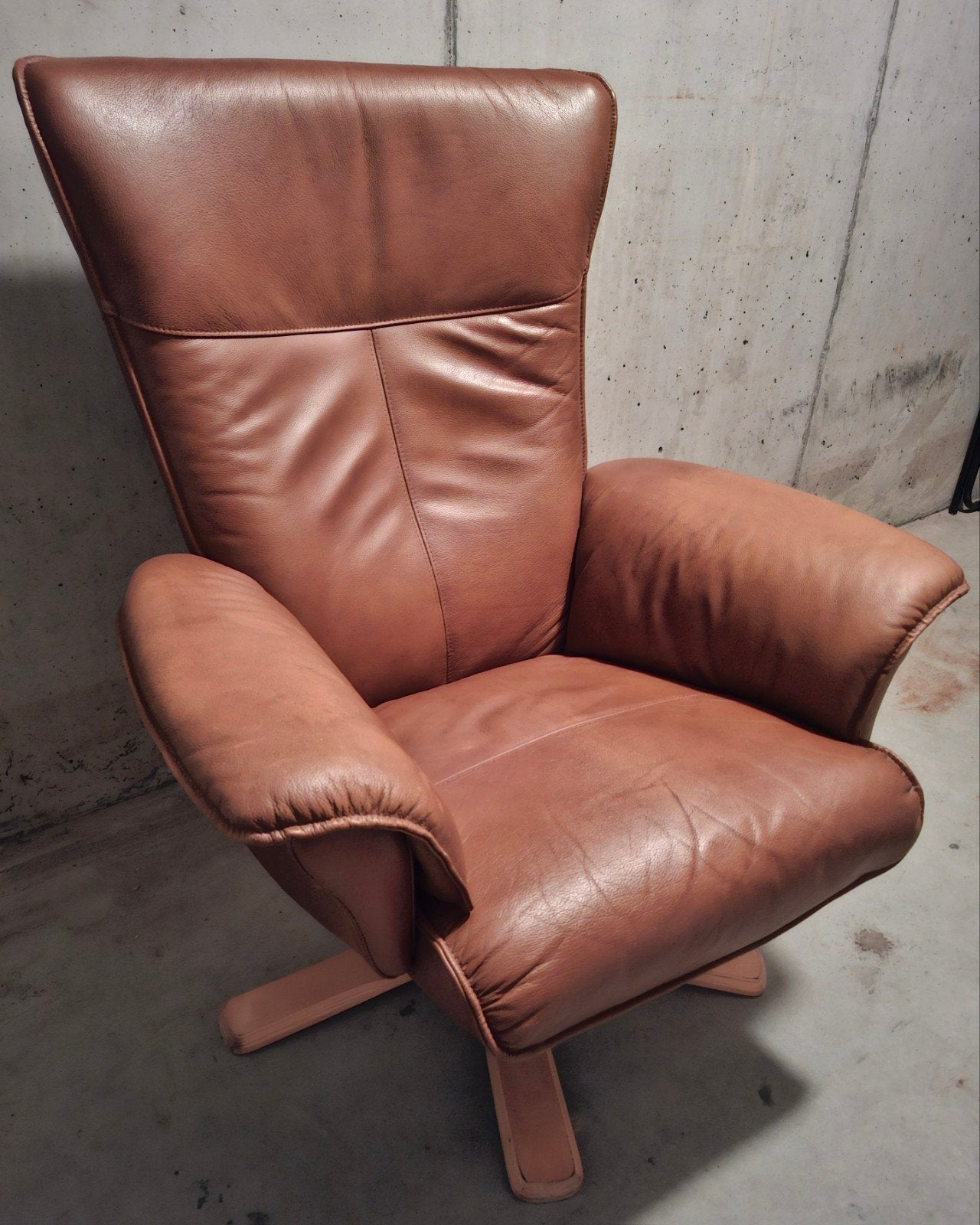 Comfortabele fauteuil - Bruin, Huis en Inrichting, Stoelen, Ophalen, Gebruikt, Bruin, Modern comfort