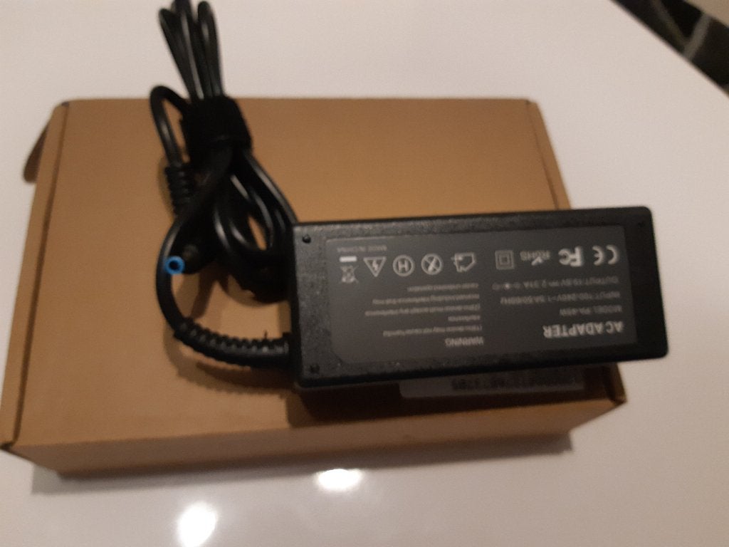 Partij 20x Oplader voor laptop alles  samen 150€, Computers en Software, Laptop-opladers, Ophalen of Verzenden
