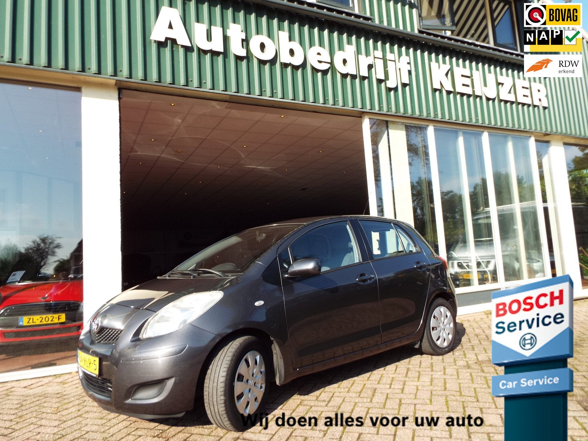 Toyota Yaris 1.3 VVTi Aspiration AIRCO-CRUISE-TREKHAAK, Auto's, Voorwielaandrijving, 101 pk, 4 cilinders, Bedrijf