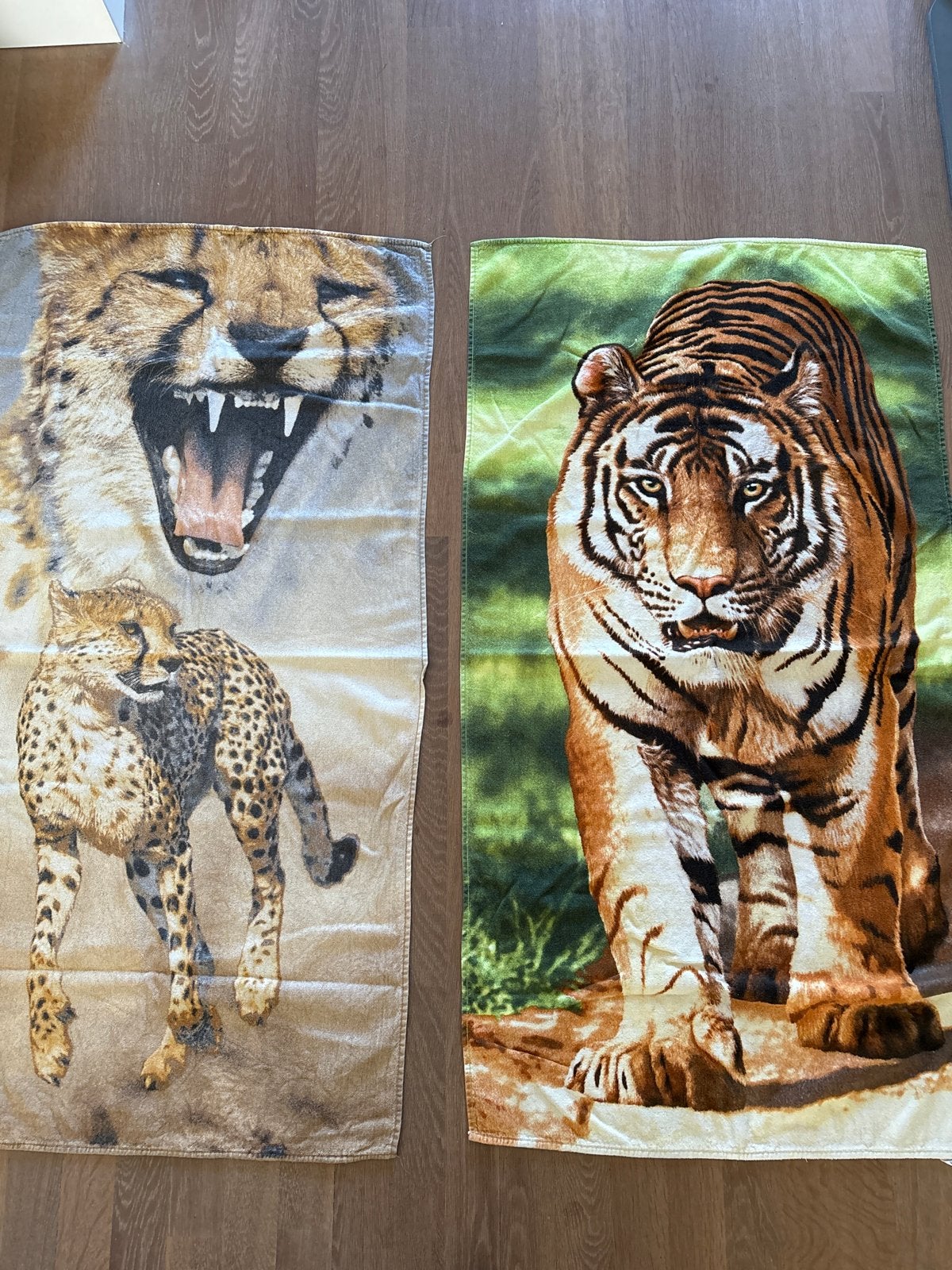 Tijger en Cheeta Strandlakens / Handdoeken, Ophalen of Verzenden, Gebruikt, Meerkleurig, Textiel