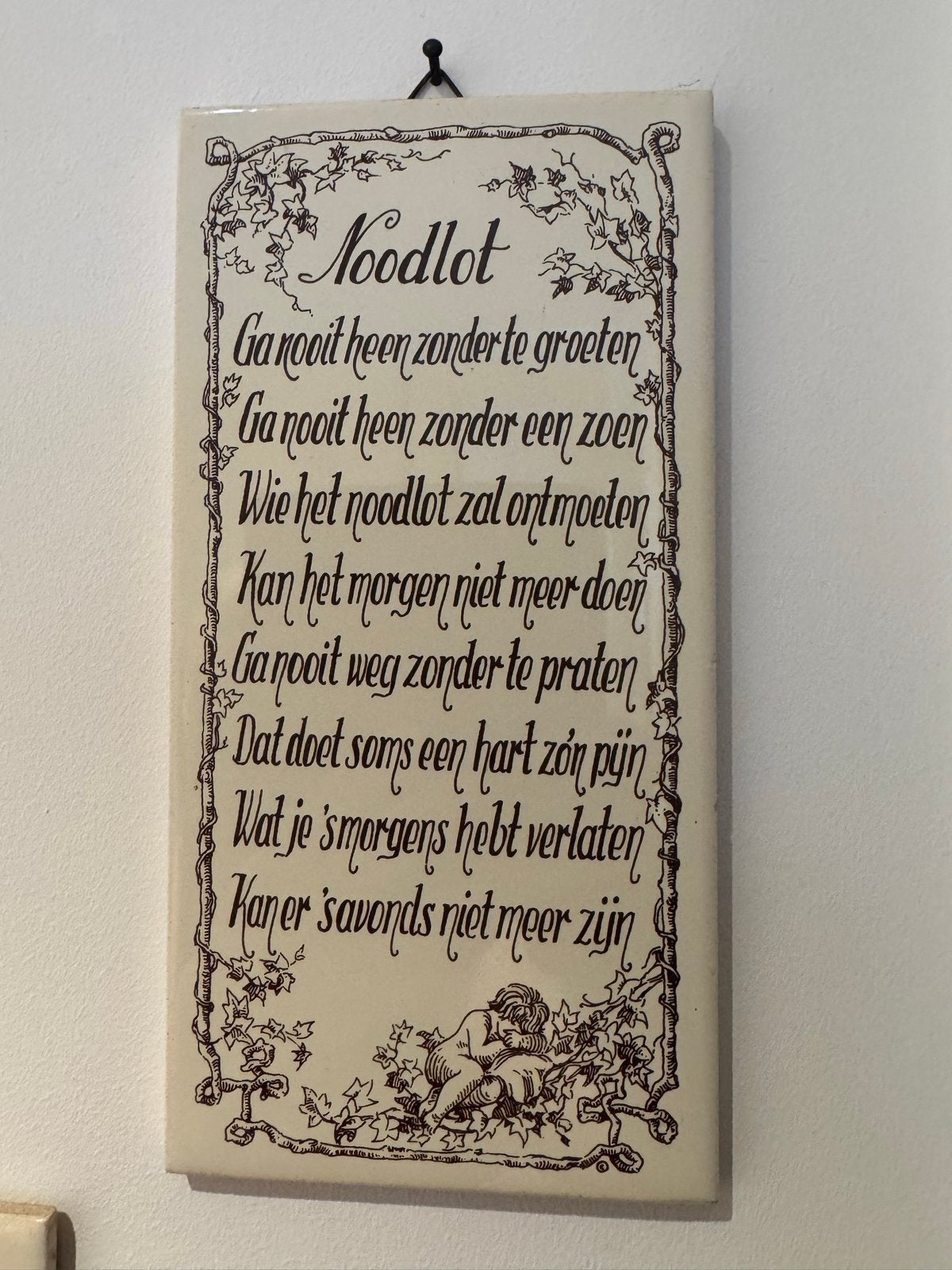 Tegeltje met spreuk: "Noodlot", Ophalen of Verzenden