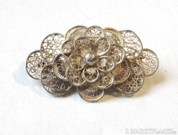 Prachtige zilver filigrain vermeille, broche bloem (311), Ophalen of Verzenden, Zo goed als nieuw, Zilver, Zilver