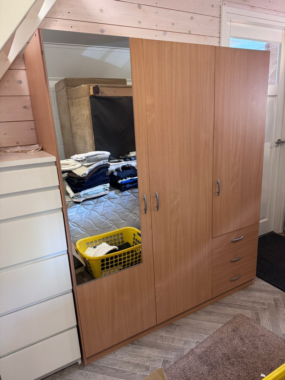 Kleding kast (met spiegel) - 145 x 175 x 50, Ophalen, Gebruikt, 100 tot 150 cm, Met lade(s)